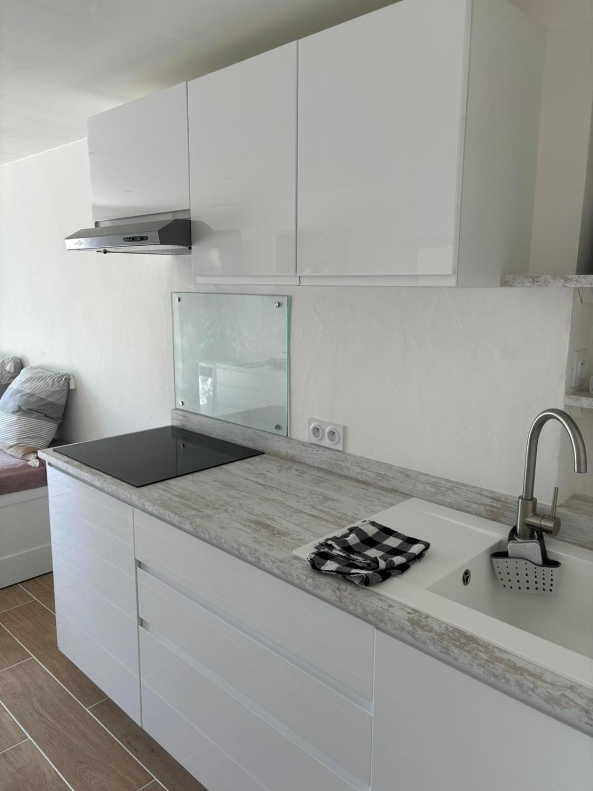 Studio Thalie Bormes-les-Mimosas Zewnętrze zdjęcie