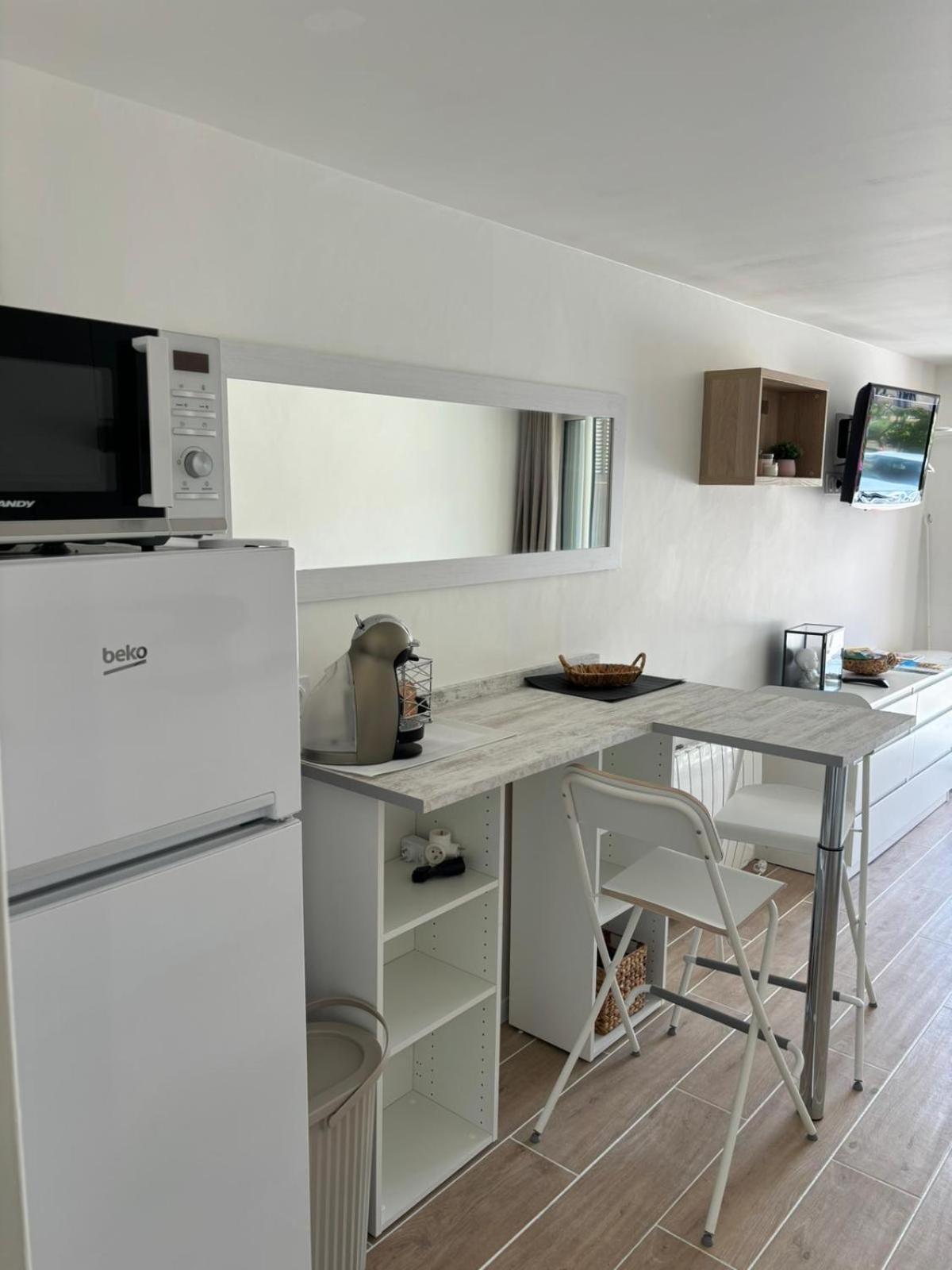 Studio Thalie Bormes-les-Mimosas Zewnętrze zdjęcie